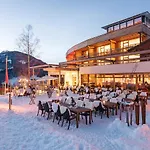 מלון Holzhotel Forsthofalm לאוגנג