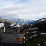 Holzhotel Forsthofalm 4* לאוגנג