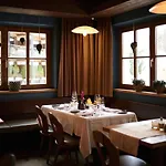 Hotel Holzhotel Forsthofalm 4*