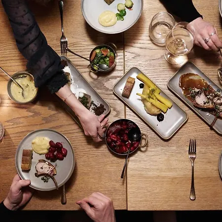 Holzhotel Forsthofalm