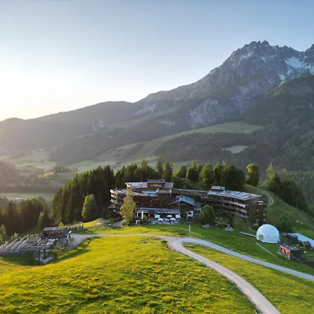 Holzhotel Forsthofalm Hotel
