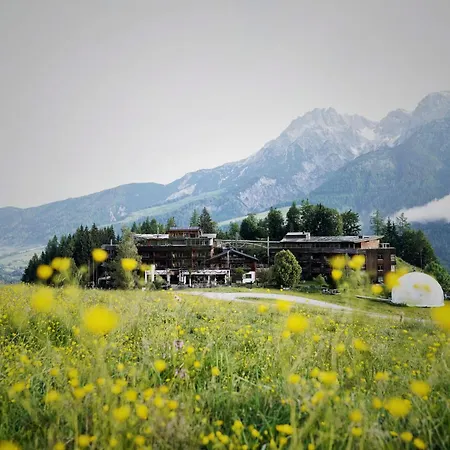 Hotel Holzhotel Forsthofalm 4*