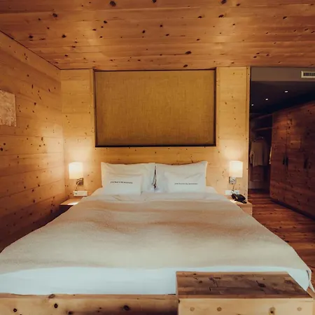 Holzhotel Forsthofalm