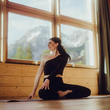 Holzhotel Forsthofalm Leogang