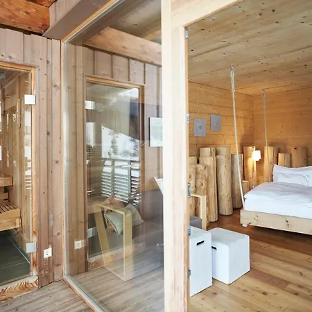 מלון Holzhotel Forsthofalm