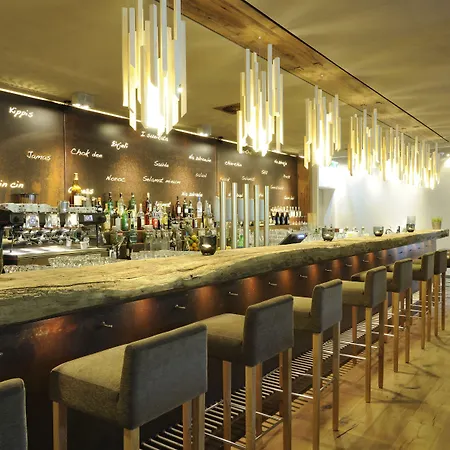 Holzhotel Forsthofalm Szálloda 4*