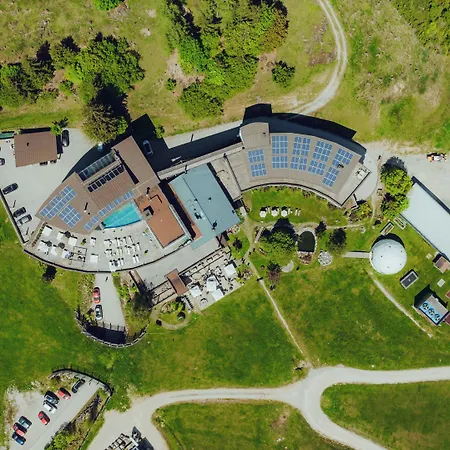 Holzhotel Forsthofalm Szálloda 4*