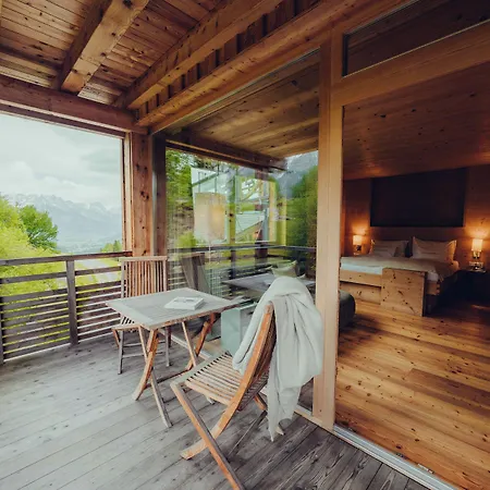 Holzhotel Forsthofalm