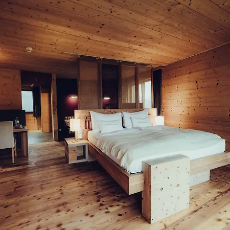 מלון Holzhotel Forsthofalm לאוגנג