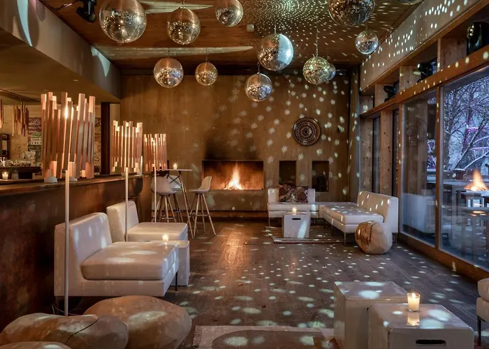 Holzhotel Forsthofalm 4*