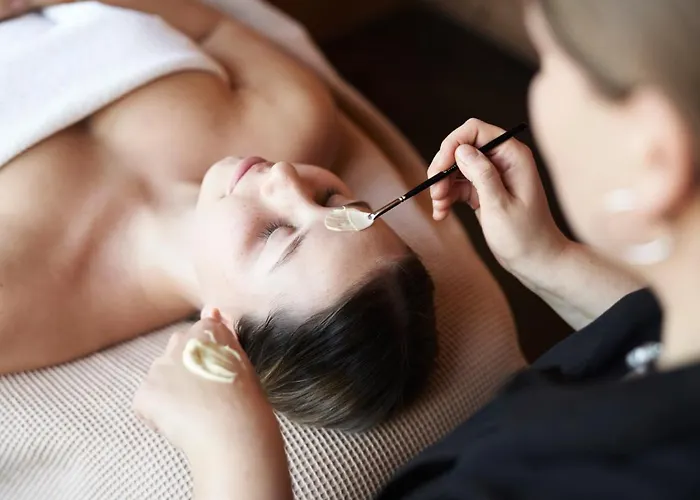 Hotel Holzhotel Forsthofalm 4*