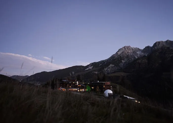 Holzhotel Forsthofalm