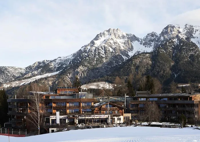 Holzhotel Forsthofalm 4* Leogang