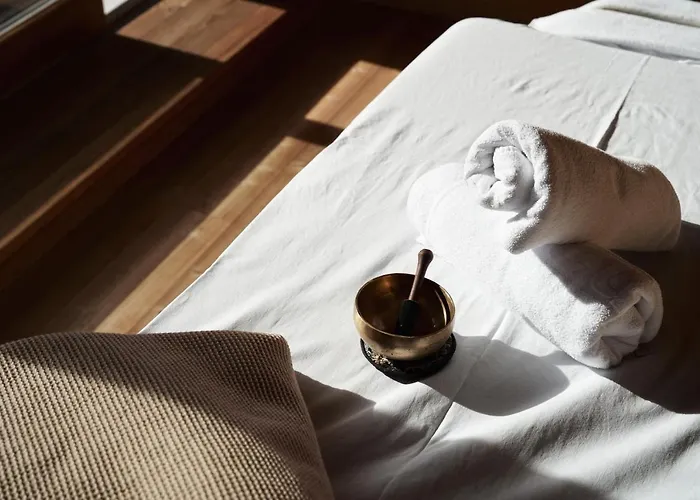 Hotel Holzhotel Forsthofalm 4*