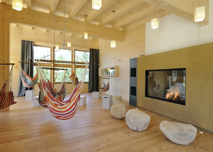 Holzhotel Forsthofalm 4*